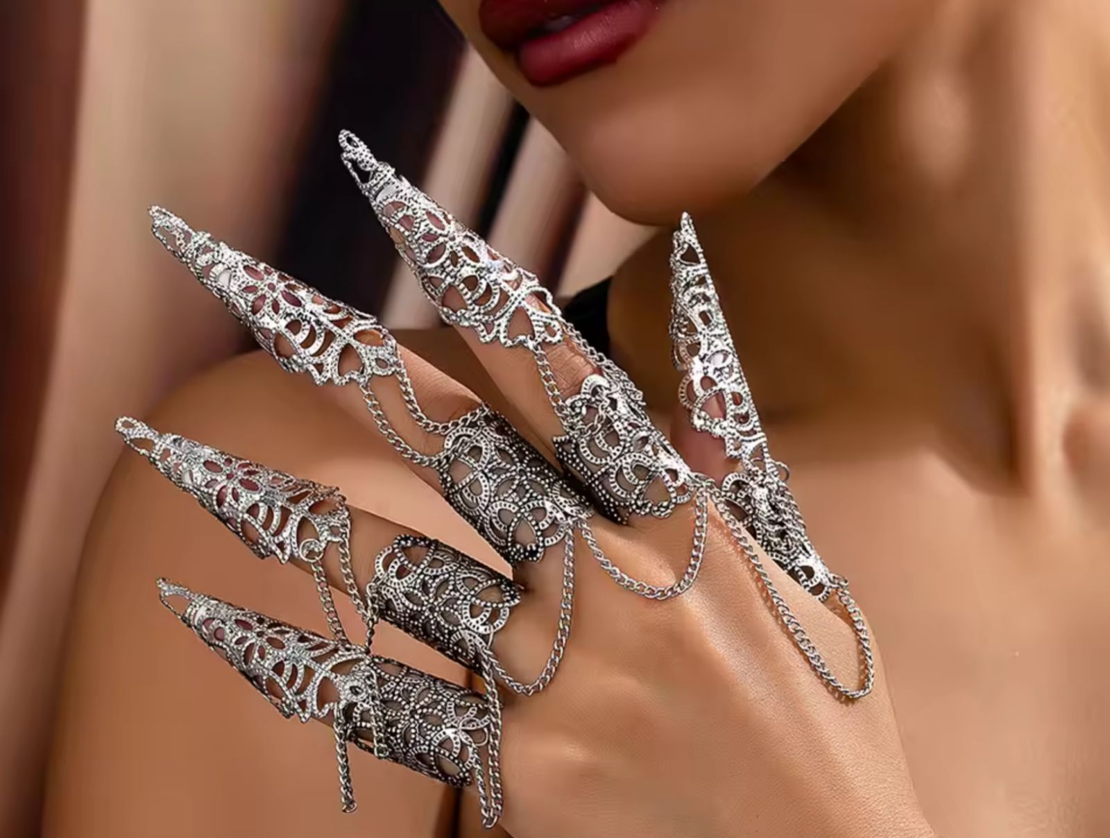 Punk Cone Fingernail Chain Ring