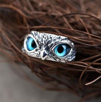 Beautiful Pink Eagle Eye Enamel Ring