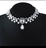 Pearl Clavicle Necklace