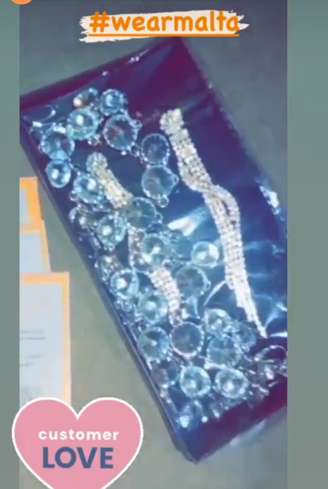 ChainBelt-Rhinestone Earrings