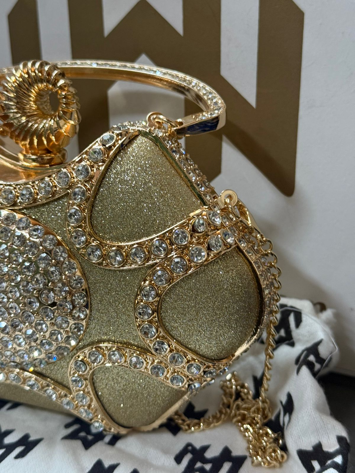 Celestia Royale Clutch