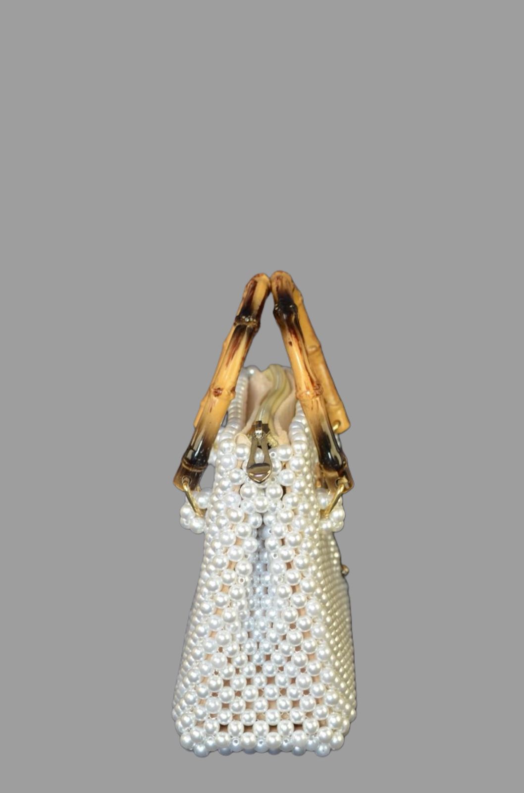 Pearl Bag with wooden handle