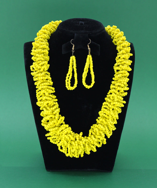 Beads With Shell Neck Set