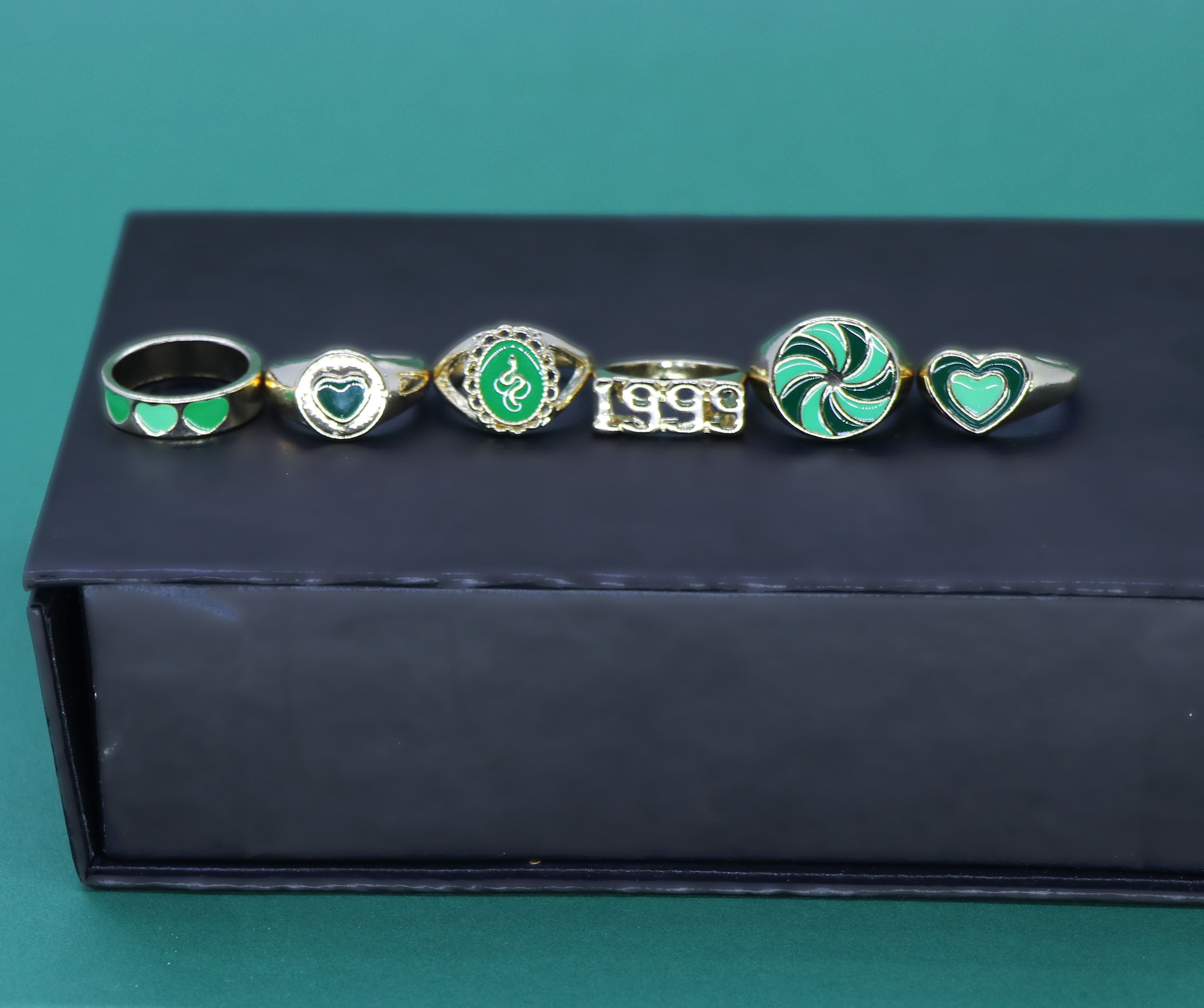 Set Of Enamel Ring