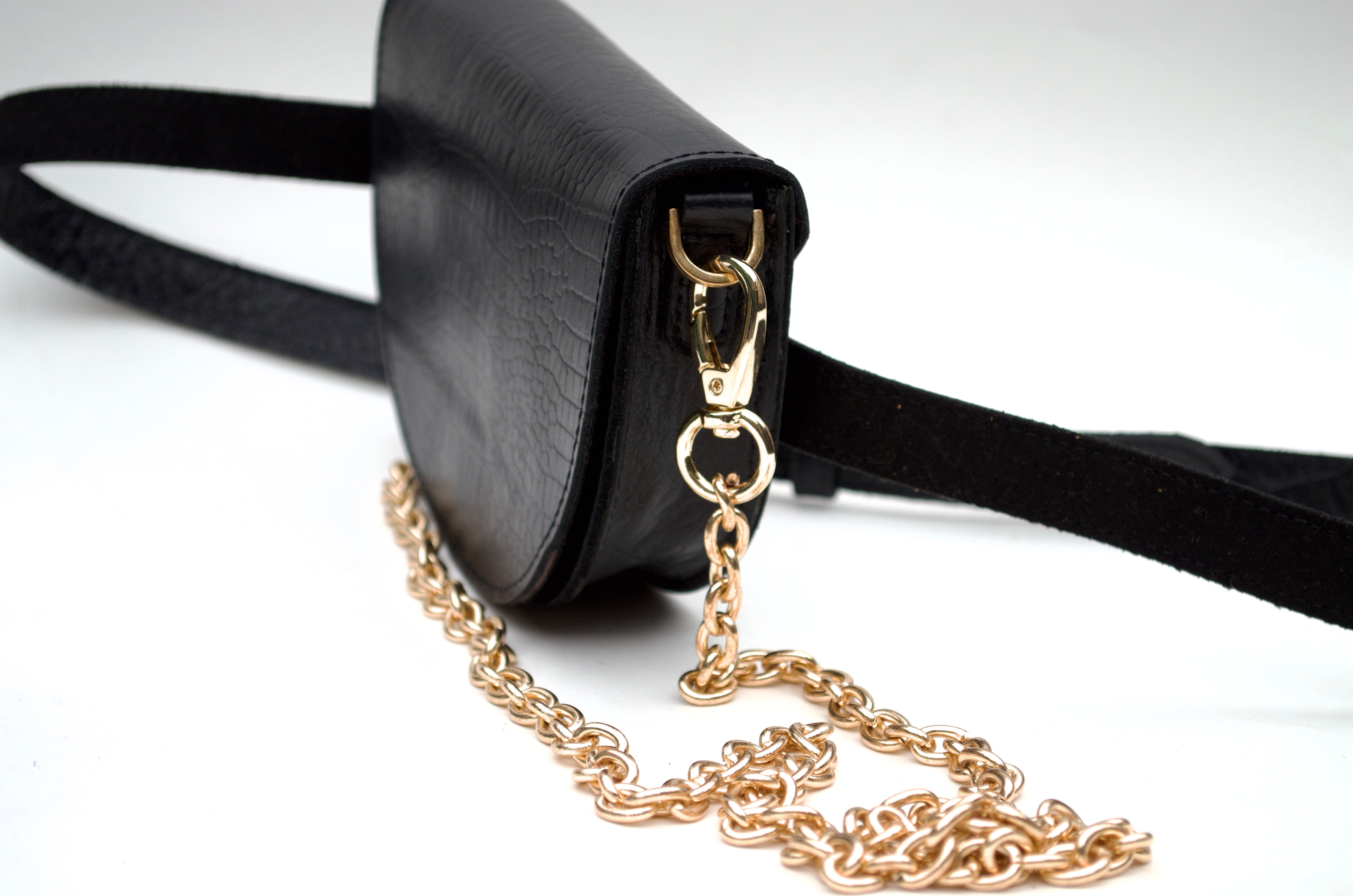 WM leather cross body bag