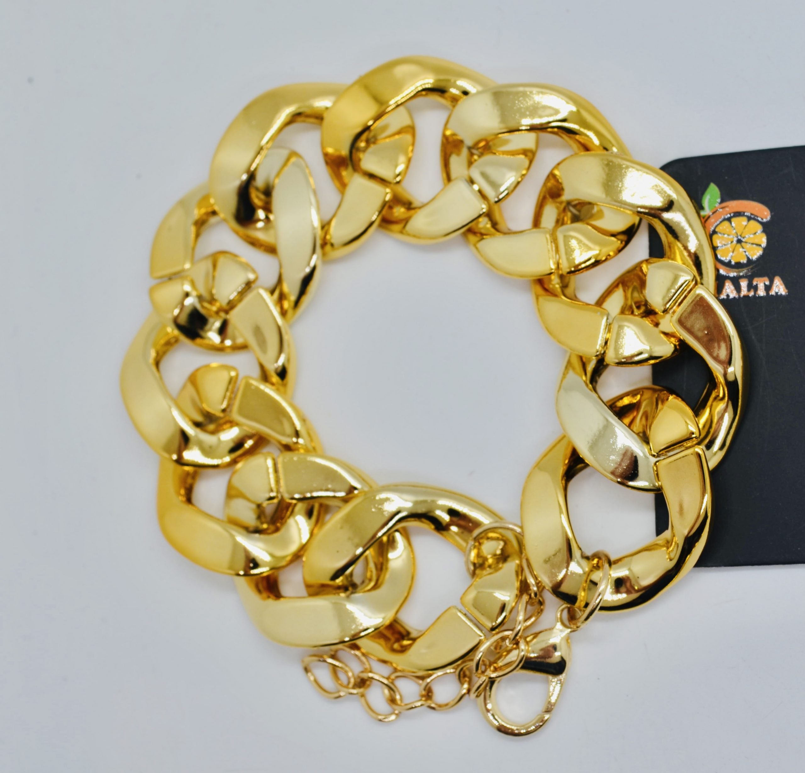 Chunky Curb Set With Earrings