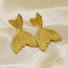 Metal fish tail Minimalist Clip on Earrings