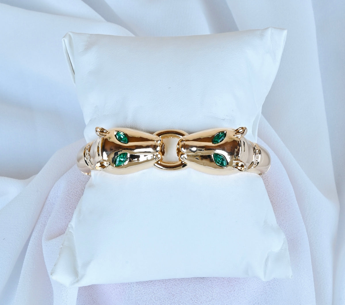 GOLD METAL ANIMAL HEAD BANGLE GREEN STONES