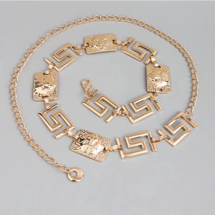 Lion chain belt