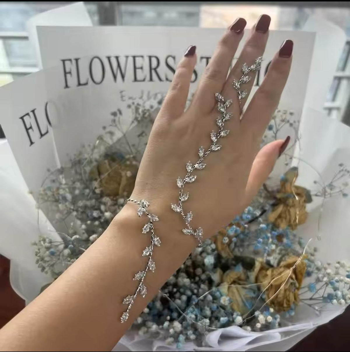 Rhinestone Attached Ring Palm Bracelet - Silver