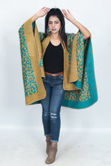 Two tone capeshwal