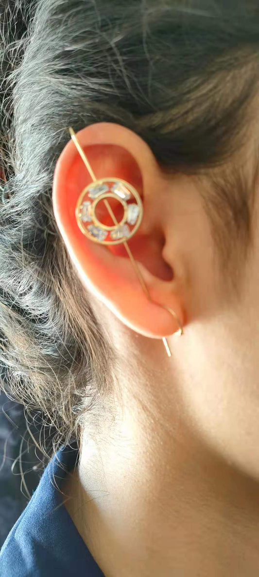 Ear cuff