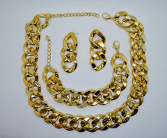 Chunky Curb Set With Earrings